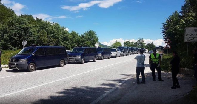 Detalji drame u Hadžićima: Tri policajca povrijeđena, traga se za počiniteljem