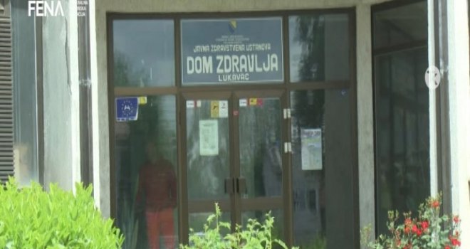 Petnaestogodišnjak iz Lukavca hospitaliziran zbog virusnog meningitisa 