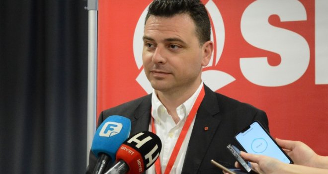 Magazinović oživljava Aprilski paket: Izmjene Ustava vratiti u Parlament BiH