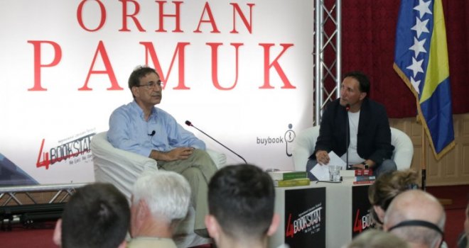 Nobelovac Orhan Pamuk  družio se sa sarajevskom publikom: Otkrio i o čemu se radi u novom romanu 'Noć kuge'