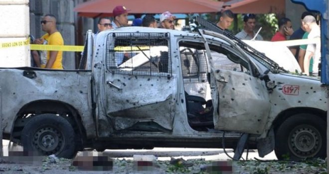 Petoro ranjenih u samoubilačkom bombaškom napadu u Tunisu