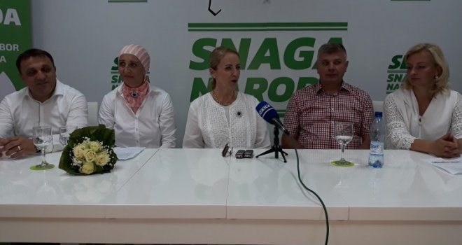 Poruke Zuko i Izetbegović pred posjetu USK: 'Žena mora biti izgrađena i obrazovana da bi svojoj djeci...'
