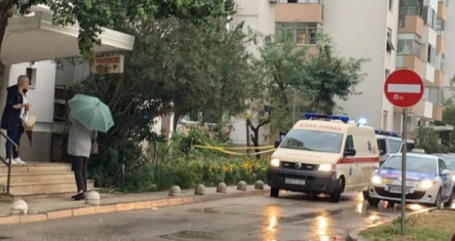 Još jedna smrt u BiH: Ispred stambene zgrade pronađeno tijelo muškarca obučenog u pidžamu
