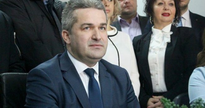 Agan Bunić ostaje na čelu Skupštine USK: 'Ne znamo je li ovdje riječ o neetičkom ponašanju ili političkim podvalama'