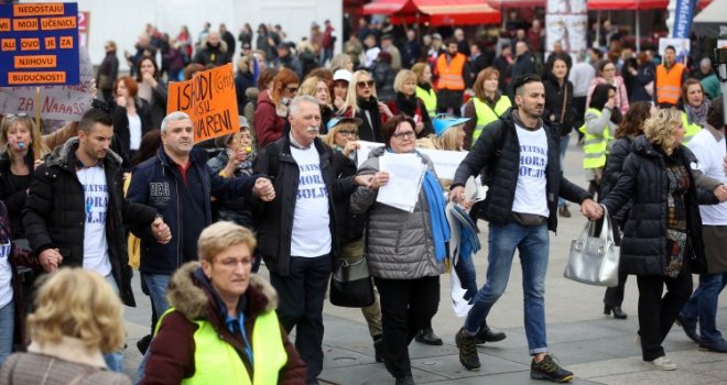 Štrajk za veće koeficijente i bolje obrazovanje u Zagrebu okupio desetke hiljada ljudi: Plenkoviću su poručili OVO