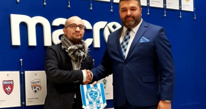 Mirza Ustamujić ispred Uprave FK Željezničar potpisao ugovor o saradnji sa Macronom