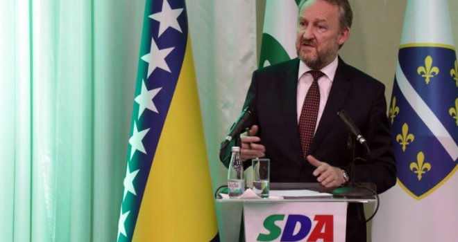 SDA tvrdi: Migrantska kriza se koristi za specijalni rat protiv BiH i Bošnjaka