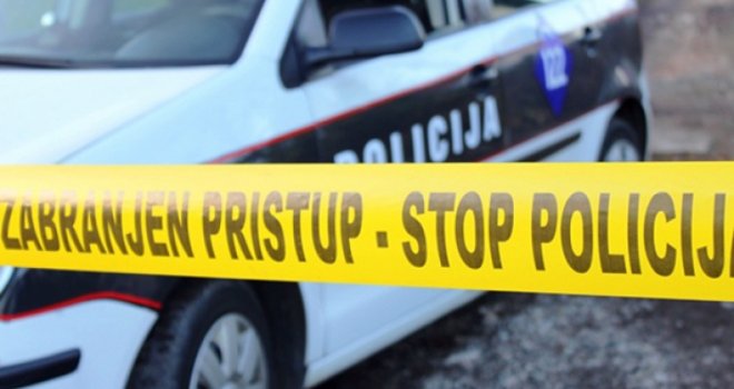Užas u BiH: Muškarac se ubio iz improvizovanog oružja, pucao sebi u glavu iz tzv. olovke