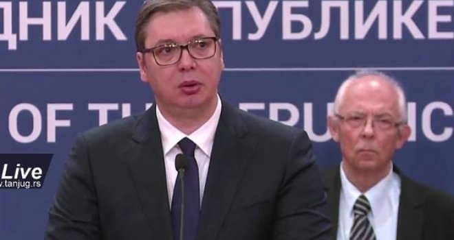 U Srbiji nagla promjena taktike: Vučić najavio otvaranje prvih radnji već od utorka, a početkom maja kafana i restorana