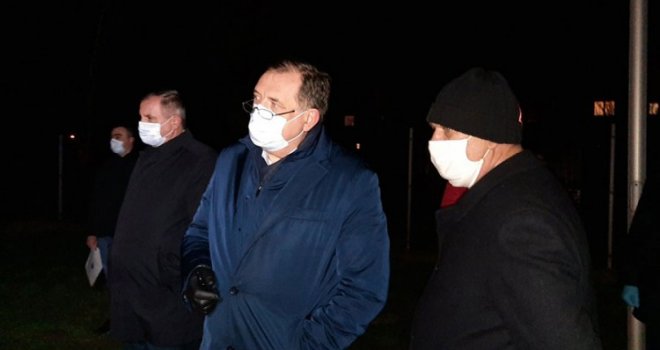 Pomoć iz Srbije za bolnice u RS: Stigli respiratori, maske, zaštitna odijela, rukavice, lijekovi...