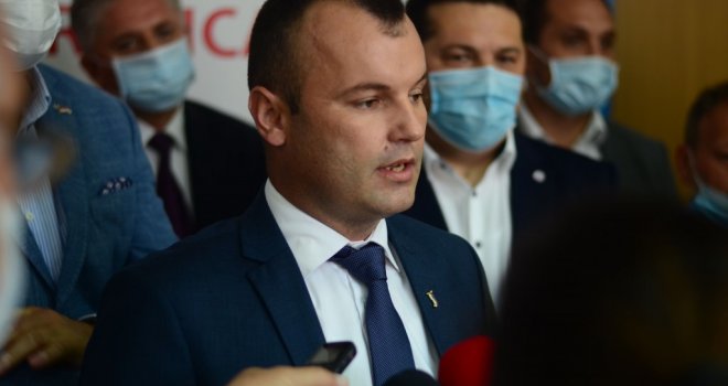 Mladen Grujičić o akciji SIPA-e: 'Ovo je novi pritisak na Bošnjake koju su spremni na pomirenje'