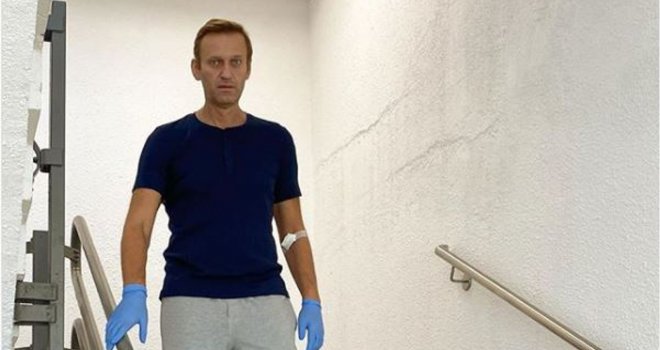 Aleksej Navalni otpušten iz bolnice nakon teškog trovanja