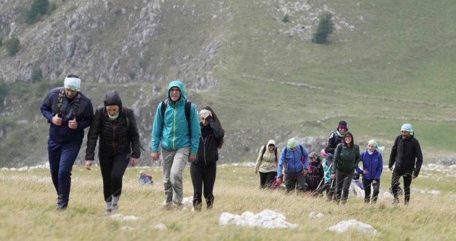 Ne budi krkan: Ko prvi pozdravlja na planini - i druge zapovijedi planinarskog bontona