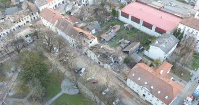 Puni razmjer katastrofe: Tlo se u Petrinji tokom zemljotresa spustilo za više od 10 centimetara, to se ne pamti!