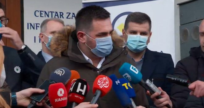 Edin Ramić odgovorio: Zašto Bakir Izetbegović nije danas bio u Srebrenici?