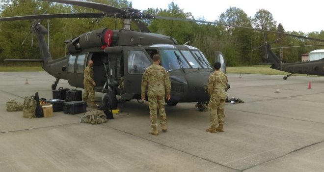 Američki helikopteri sletjeli u Tuzlu: Očekuje se povećan broj letova
