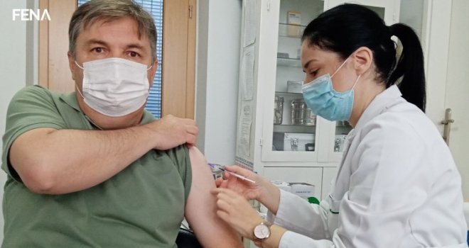 Medijski radnici opravdano među prioritetima za vakcinu: 'Novinari su vrlo eksponirani u pandemiji'