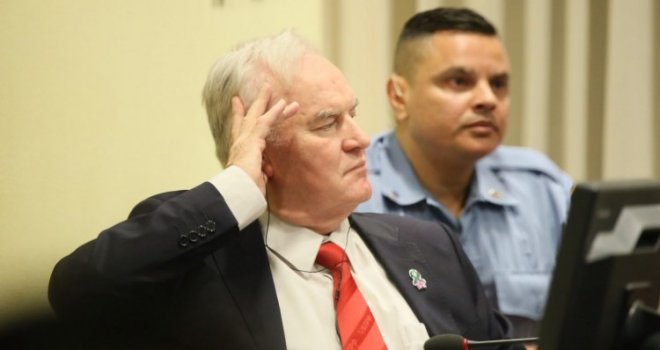 Mladić prije presude poručio:' Ako bude po Božijoj pravdi biću oslobođen'