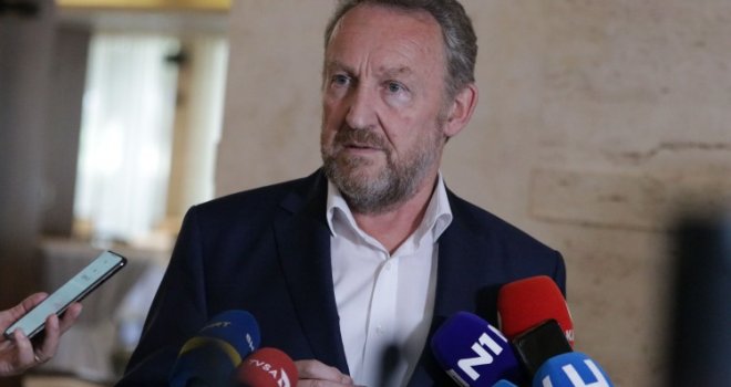 Izetbegović: Bojkot općih izbora je nerealan, sve su to pritisci
