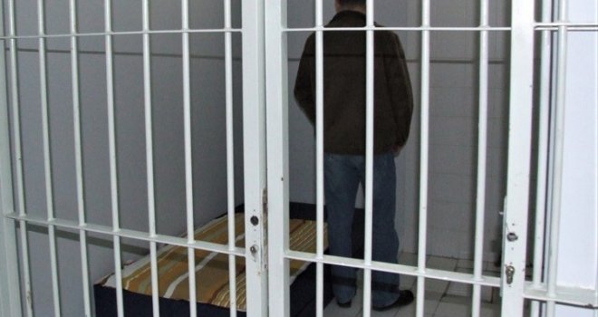 Određen jednomjesečni pritvor Vehbiji Umihaniću (20) zbog pokušaja ubistva