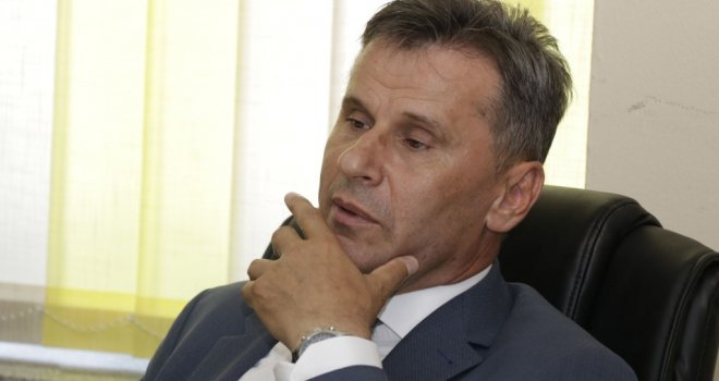 Novalić o svojoj izjavi da građani trebaju kupovati 37 posto manje ulja: 'Cijene su porasle 3,7 posto, a plate 20 posto'