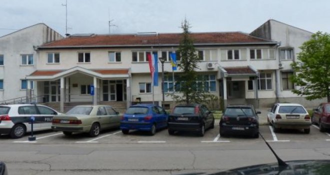 Dva beživotna tijela pronađena u obiteljskoj kući kod Ljubuškog