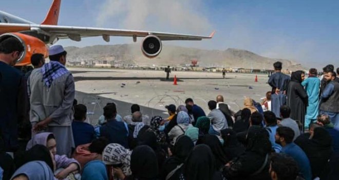 Američke i međunarodne snage rade na 'pražnjenju aerodroma' u Kabulu