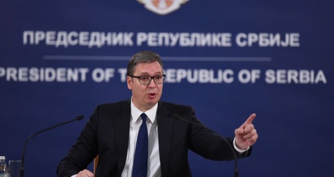 Vučić poslao avione, helikoptere i tenkove, postavio ultimatum NATO-u i Kosovu: 'Imate 24 sata'