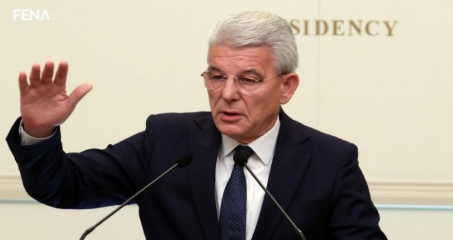 Džaferović: Dodikova najava da ne odustaje od formiranja Vojske RS opasna za mir u BiH 