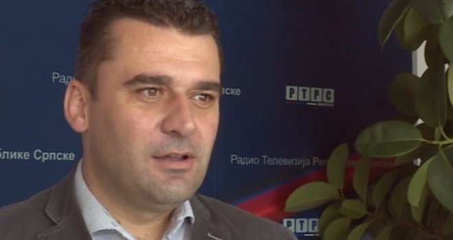 Novinar RTRS podržao kolegu s Tanjuga zbog negiranja genocida: 'Niko nam ne može oduzeti slobodu govora, ponajmanje protektorat BiH'