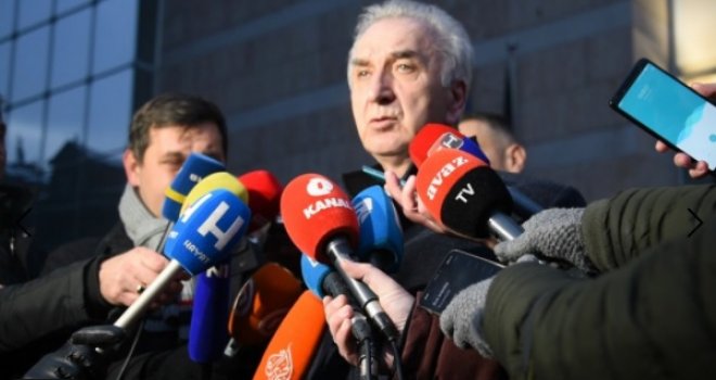 Šarović nakon sastanka: Napravljen je pomak za Izborni zakon, povratak u institucije je Dodikova verzija