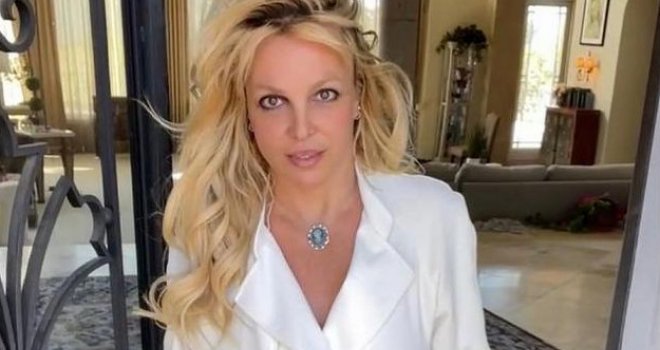 Britney Spears izgubila bebu