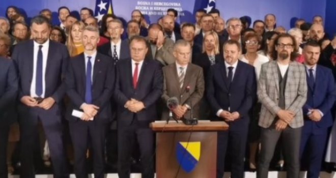 'Trojka', SBB, NES i ostali predstavljaju zajedničkog kandidata za Predsjedništvo BiH