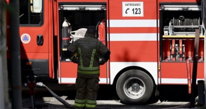 Požar uništio ugostiteljski objekat u Novom Gradu: Jedna osoba uhapšena