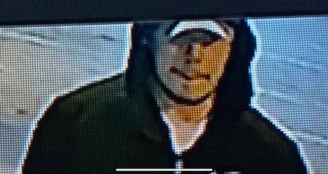 Prepoznajete li lopova koji je ukrao novčanik na parkingu na Trgu Austrije