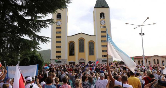 U Međugorje stigle hiljade hodočasnika iz najmanje 25 zemalja povodom 41. godišnjice Gospinih ukazanja