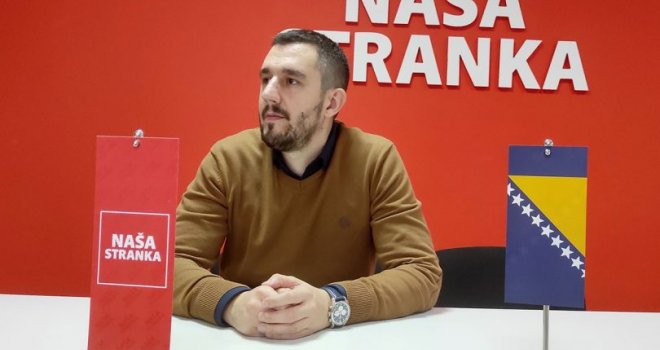 Vibor Handžić: Nije performans otjerao 100 hiljada ljudi iz BiH, ali jeste korupcija