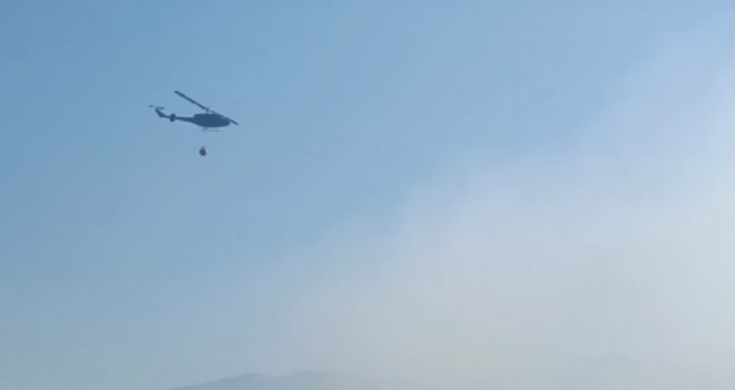 Helikopter se srušio nakon što je udario u zgradu bolnice, poginule četiri osobe