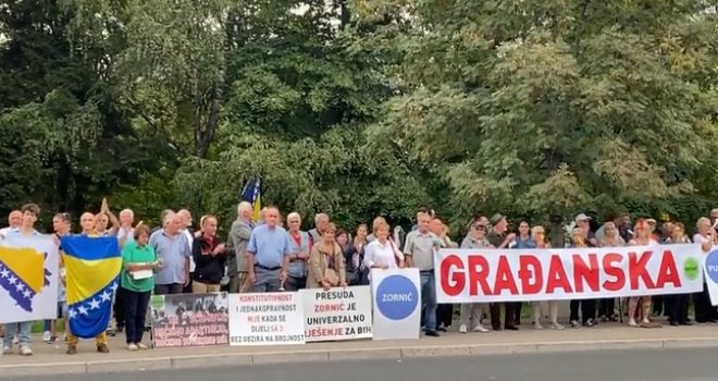 Novi protesti ispred OHR-a: Spremni smo braniti BiH kao i 1992.