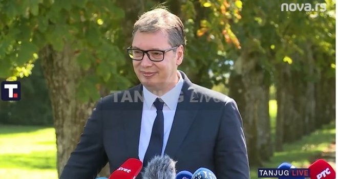 Vučić izgubio živce zbog pitanja o Šešelju i SPC: Nisam ja ni pop ni vladika, kod nas je crkva nezavisna