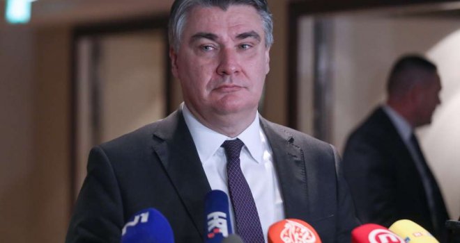 Milanović glasao, pa opleo: 'Schmidt je njemačka bubašvaba, Dodik je predstavnik Srba i to je bitno...'