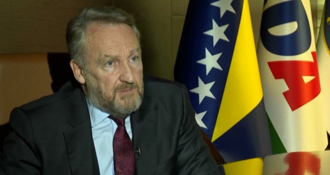 Izetbegović: Koalicija Osmorke i HDZ-a je blef, četvrtak dan D za BiH! Moramo biti svjesni šta će se desiti