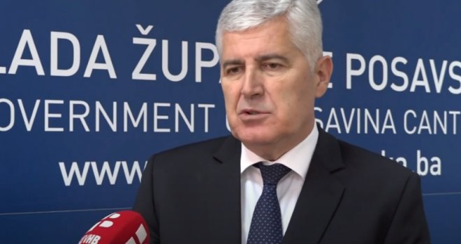 Čović: Kome da se izvinimo za rušenje Starog mosta? On je moj, a ne Safetov!