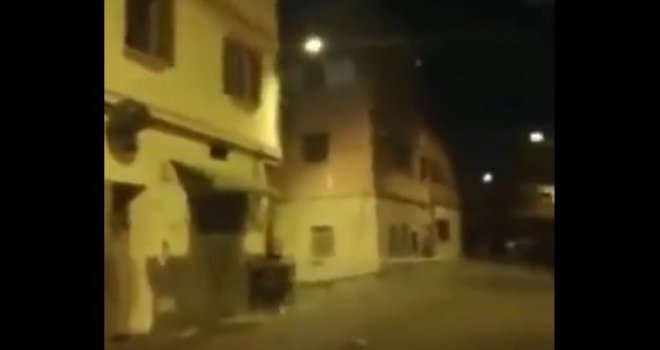 Pojavili se prvi snimci, ali nisu tačni:  Ne prikazuju kolaps ruševne zgrade u Maroku, već...