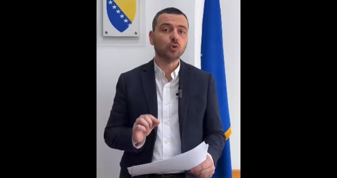 Magazinović traži reviziju kupovine aviokarata u institucijama: Karte se skuplje plaćaju nego što im je tržišna cijena!