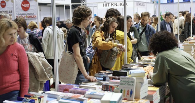 Velika posjećenost Međunarodnog sajma knjige u Skenderiji