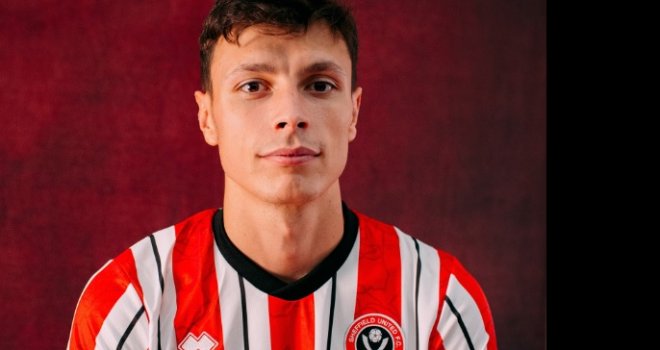 Sheffield United poslao poruku Ahmedhodžiću, napisali samo jednu riječ