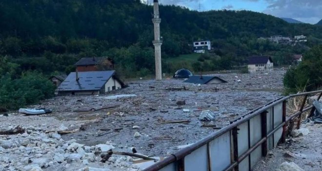 Raste broj žrtava: Najmanje 19 mrtvih i 40 nestalih, ali za mnogim ljudima se još traga 