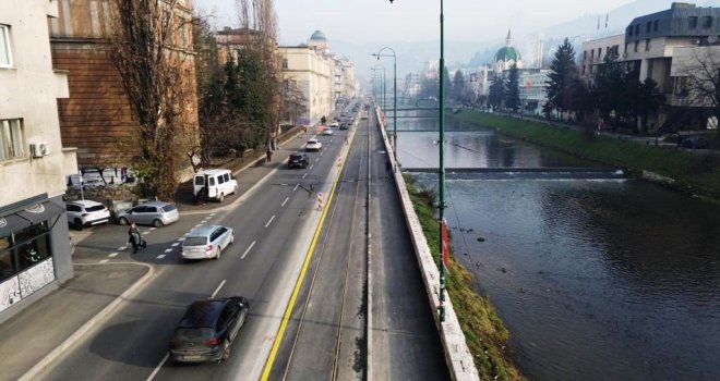 Sutra potpuna obustava saobraćaja na glavnoj saobraćajnici zbog asfaltiranja: Nazire li se konačno kraj radova u centru Sarajeva?