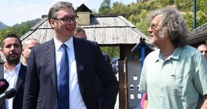 Kusturica udario po Vučiću: Okružen je klaunima, uništio je nacionalnu inteligenciju u Srbiji!